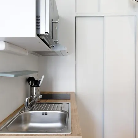 Comfortable Studio W Balcony Cannes Center Tgv Esterno foto